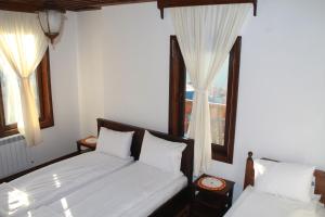 Легло или легла в стая в Leshtenski Perli