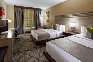 Postel nebo postele na pokoji v ubytování Comfort Inn & Suites Houston I-45 North - IAH + 18 fotografií