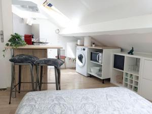Zdjęcie z galerii obiektu Cosy Lys T1 - Centre Bosquet & Clémenceau w mieście Pau