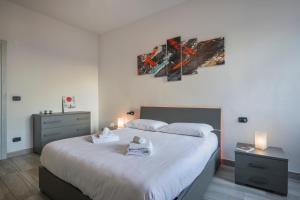 Llit o llits en una habitació de Brizio's Flat - Sweet Dreams in Florence