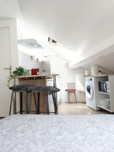 Zdjęcie z galerii obiektu Cosy Lys T1 - Centre Bosquet & Clémenceau w mieście Pau