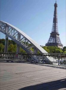 Fotografia z galérie ubytovania Seine& Spacious Flat Tour Eiffel AC v Paríži