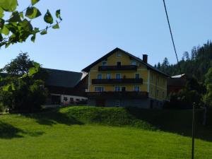 The building in which Az apartmant is located