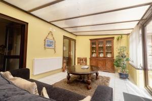 Gallery image of Palm Bay's Luxury Bungalow - Self Check In & Parking in Margate