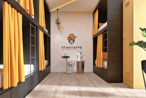 Um certificado, prêmio, placa ou outro documento exibido em Stadtaffe - Chic Hostel VIE