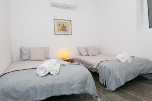 Postel nebo postele na pokoji v ubytování Holiday home Ambi for 6 near Trogir