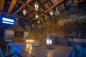 Fotografie z fotogalerie ubytování Holiday home Ambi for 6 near Trogir v Trogiru