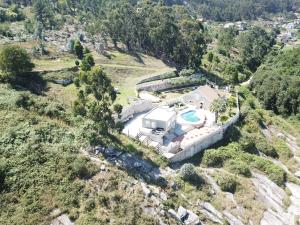 Bazén v ubytování CASA PLAYA DE LIMENS nebo v jeho okolí + 37 fotografií