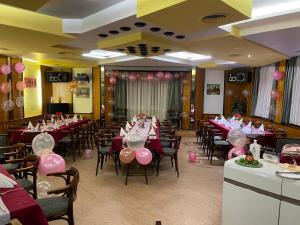 Restauracja lub miejsce do jedzenia w obiekcie Waldrestaurant VIDA