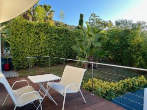 Vonkajšia záhrada v ubytovaní Grande Villa 350 M2, piscine chauffée vue mer et collines, CAVALAIRE sur mer, 10 personnes