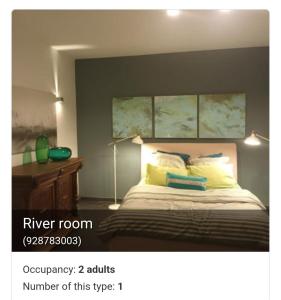 Postel nebo postele na pokoji v ubytování Rhotels
