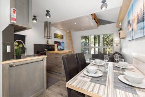 Gallery image of Snowed Inn - Free Parking in Whistler