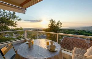 A balcony or terrace at PanOrama View, Nilie Hospitality MGMT