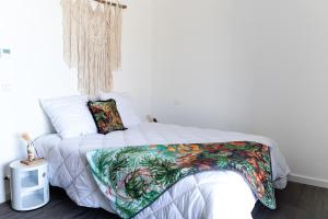 Giường trong phòng chung tại Casa lunga, 8 pax, clim, vue mer, piscine +11 ảnh