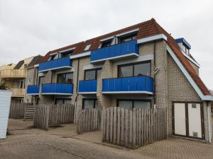 Budova, kde se apartmán nachází + 5 fotografií