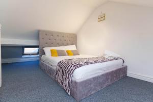 Katil atau katil-katil dalam bilik di York Deluxe Apartments