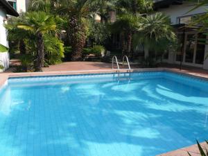 Bazén v ubytovaní Oasi Holiday Home alebo v jeho blízkosti