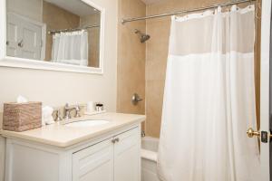 Galeriebild der Unterkunft Three Village Inn in Stony Brook + 102 Fotos