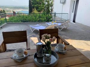 Μπαλκόνι ή βεράντα στο Apartma Enej +2 φωτογραφίες