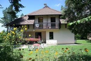 Taman di luar Vila Vidikovac