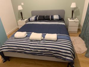 Posteľ alebo postele v izbe v ubytovaní Appartement T2 Paray vieille poste