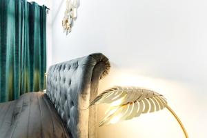 A seating area at Navona Artist 10 APT