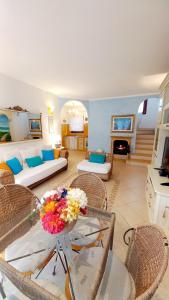 A kitchen or kitchenette at Villa Marea