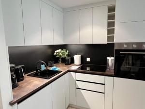 Kép Turquesa Apartment,Punta Prima ,2 bed, 4 swimming pools and cabriolet Peugeot 307 included szállásáról Torreviejában a galériában