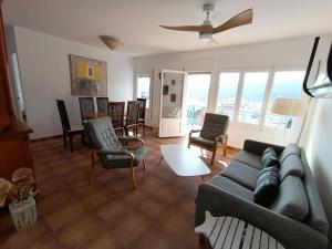 Fotografia z galérie ubytovania APARTAMENTO FAMILIAR CON VISTAS ESPECTACULARES v destinácii Cadaqués