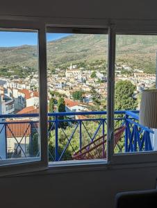 Fotografia z galérie ubytovania APARTAMENTO FAMILIAR CON VISTAS ESPECTACULARES v destinácii Cadaqués