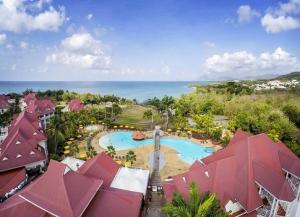 Piscina di Studio Tropical avec vue mer dans une résidence hôtelière o nelle vicinanze