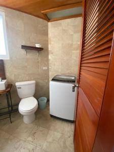 A bathroom at Kenting Little House