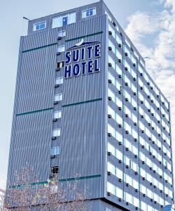 Certifikát, hodnocení, plakát nebo jiný dokument vystavený v ubytování Campus Tower Suite Hotel