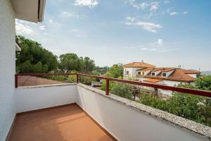 A balcony or terrace at Casa Hortensia. Barbacoa en Robledo de Chavela