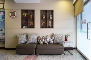 A seating area at Bei Pin B&B