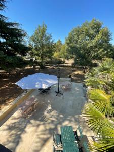 Fotografia z galérie ubytovania Maison piscine Lot v destinácii Laburgade