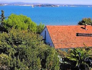 Fotografia z galérie ubytovania Seaside apartments Brist v destinácii Tkon