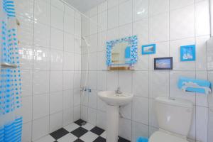 Bathroom sa Greece Hand For Hualien