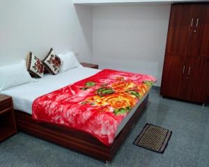 Postel nebo postele na pokoji v ubytování Planet home stay