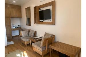 A kitchen or kitchenette at Hotel Tapas