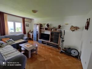 Posedenie v ubytovaní Apartmani Jole