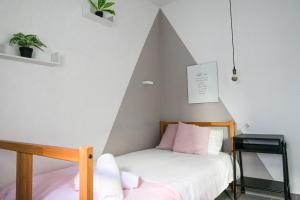 Кровать или кровати в номере Torres de Serrano Apartment