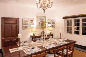 Foto sihtkohas Labugolla asuva majutusasutuse Highgrove Estate By Ishq galeriist