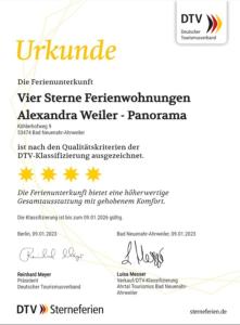 Ein Zertifikat, Auszeichnung, Logo oder anderes Dokument, das in der Unterkunft Ahrtal Vier Sterne Ferienwohnungen Alexandra Weiler Panorama ausgestellt ist
