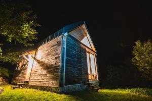 Hoone, kus the country house asub