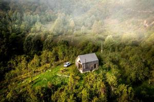 Loodusmaastik of the country house lähedal