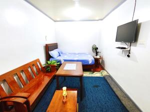 Gallery image of Evan's Homestay in Basco