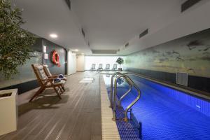 Бассейн в Melia Setubal или поблизости