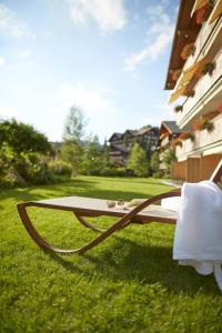 Garður fyrir utan Gstaaderhof - Active & Relax Hotel