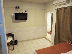 TV o dispositivi per l'intrattenimento presso Beach View Hotel - Kisumu
